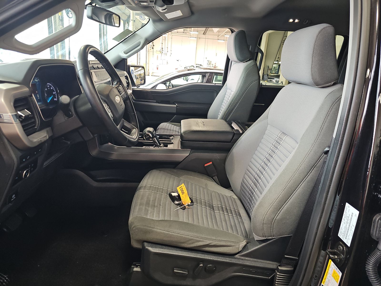 2023 Ford F-150 XLT AWD