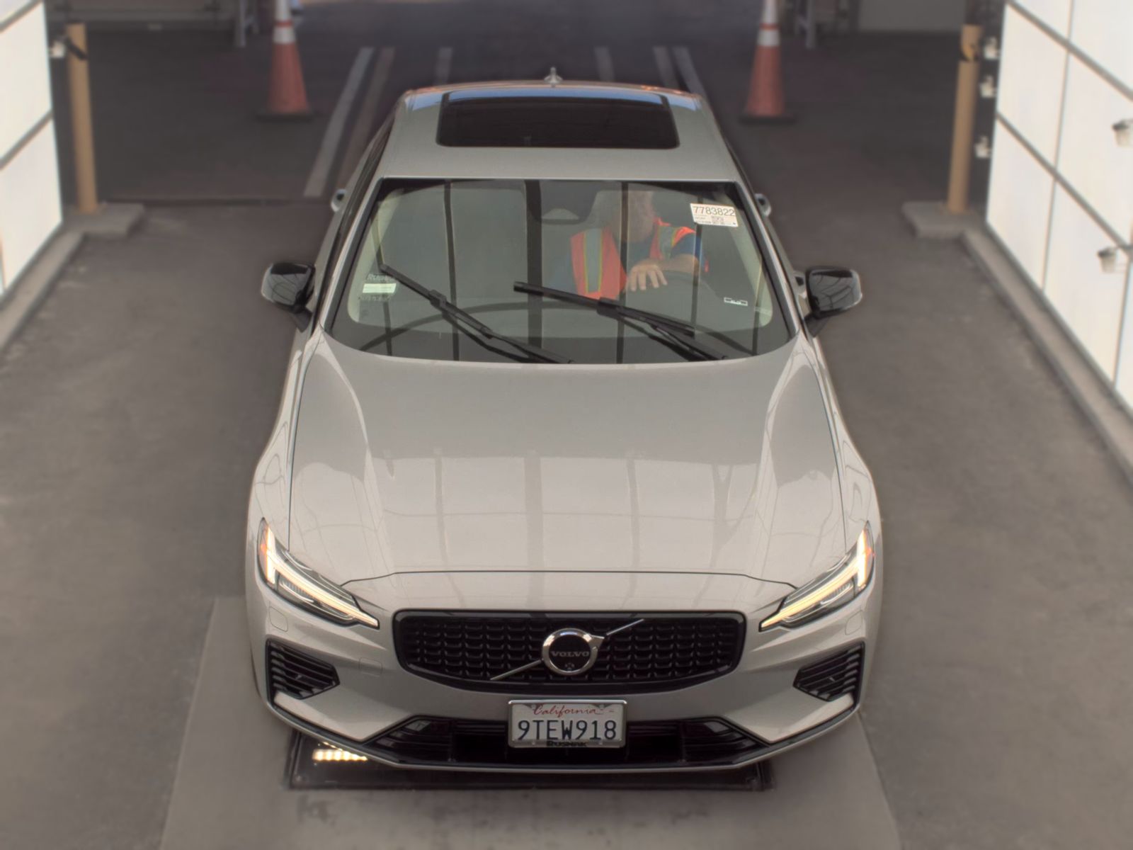 2025 Volvo S60 Plug-In Hybrid T8 Plus AWD