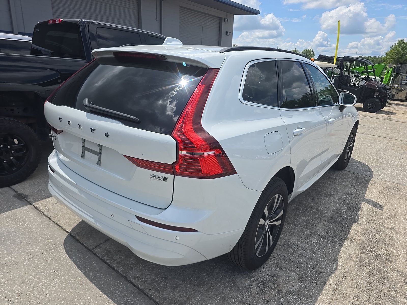 2023 Volvo XC60 B5 Core AWD