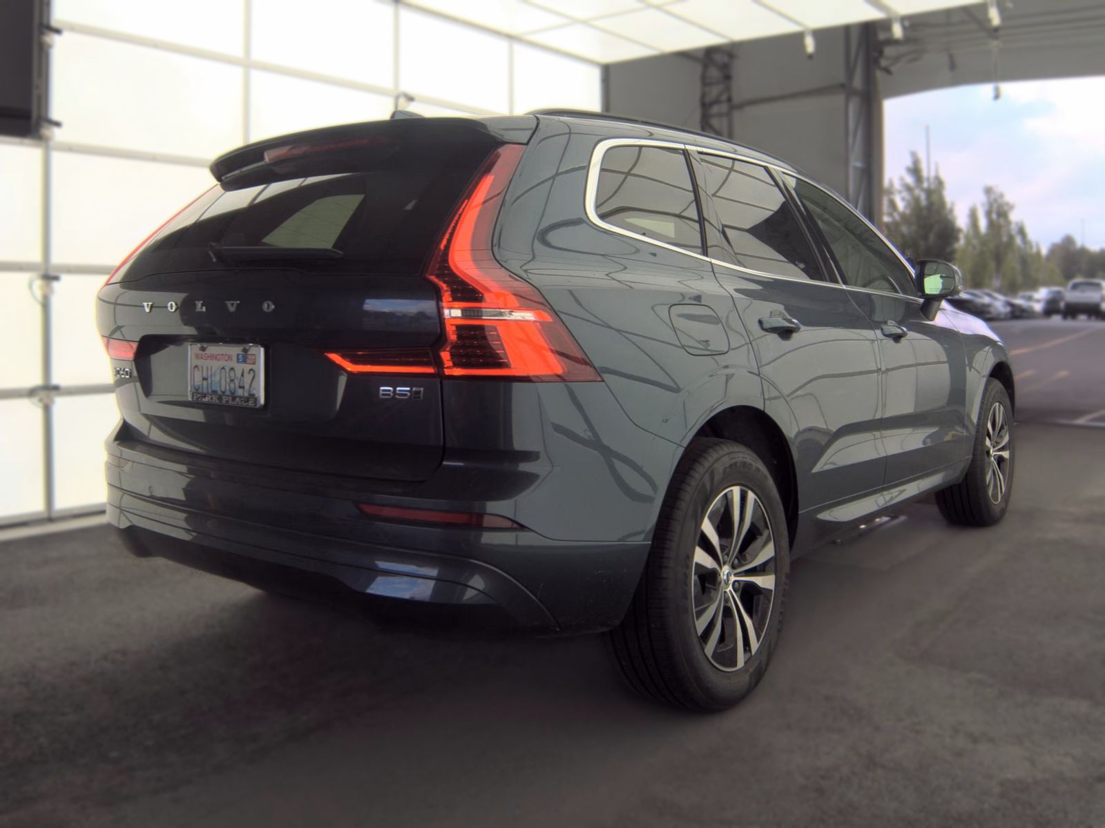 2023 Volvo XC60 B5 Core AWD