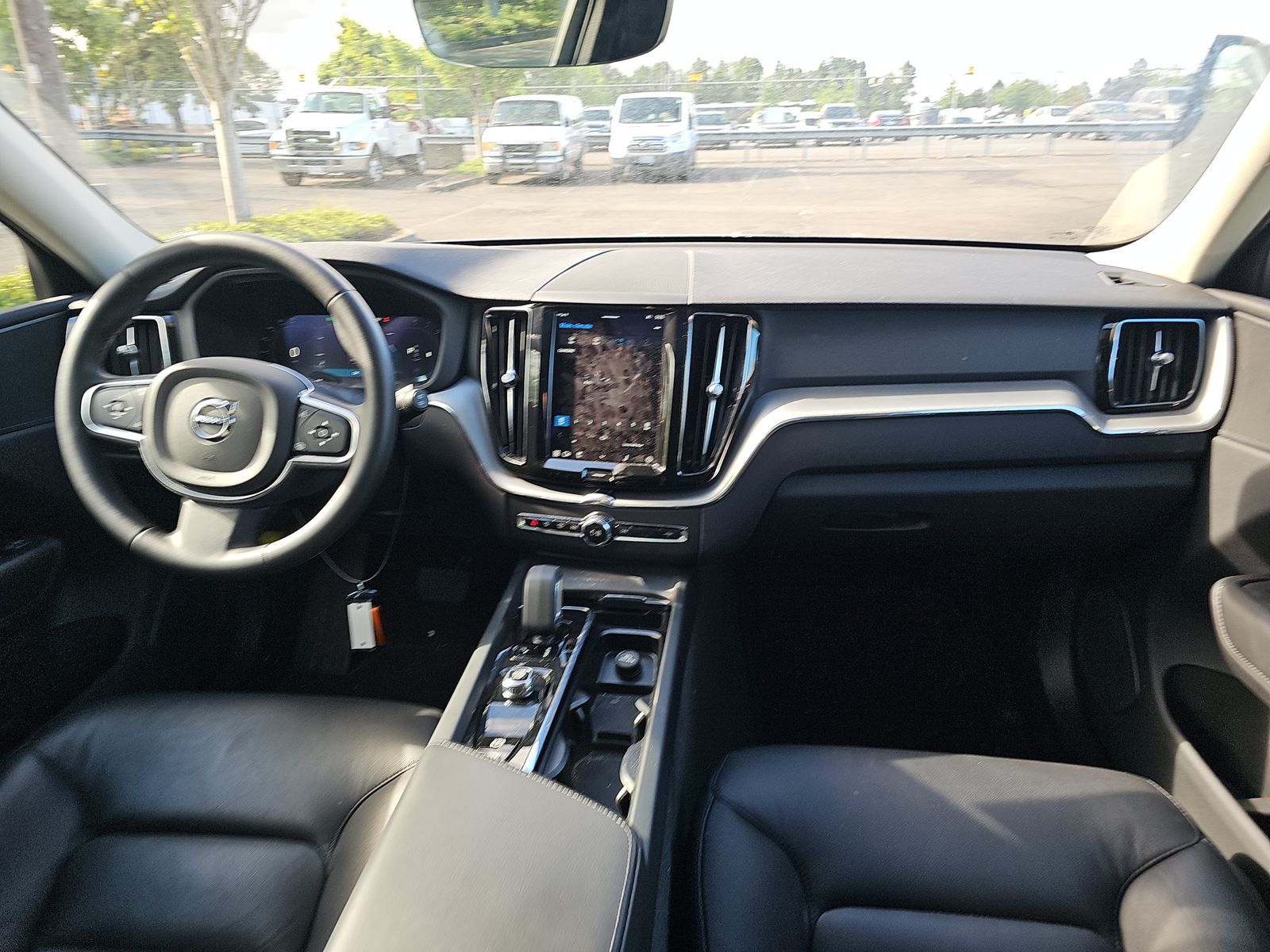 2023 Volvo XC60 B5 Core AWD