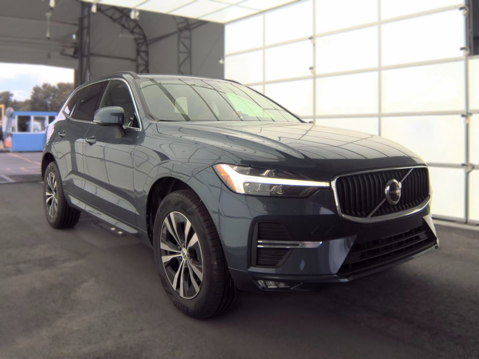 2023 Volvo XC60 B5 Core AWD
