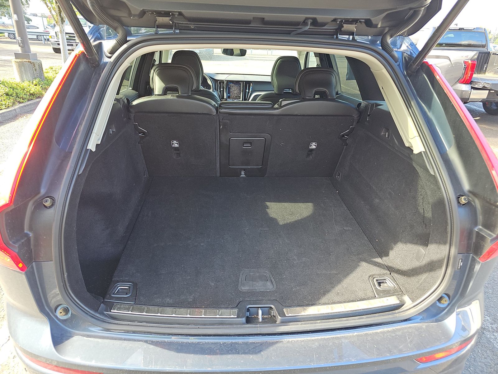 2023 Volvo XC60 B5 Core AWD