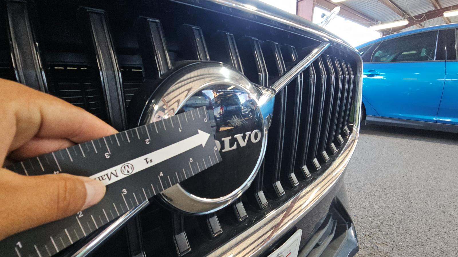 2023 Volvo XC60 B5 Core FWD