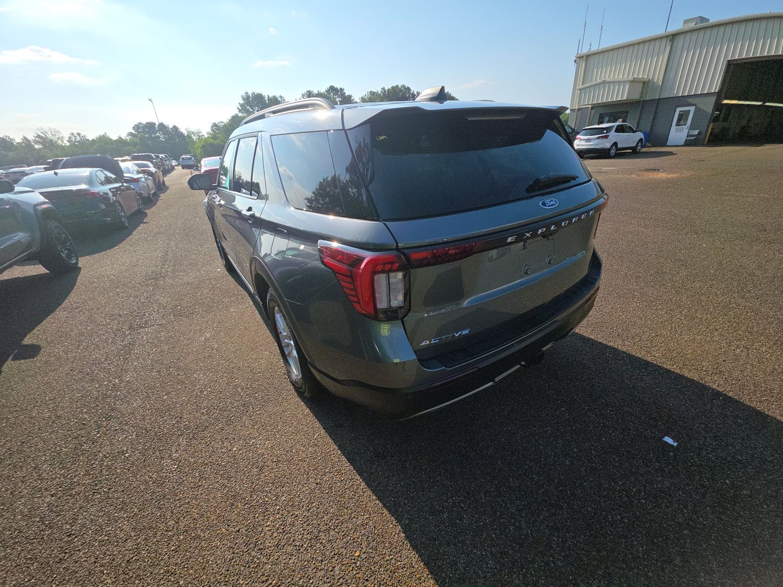 2025 Ford Explorer Active FWD