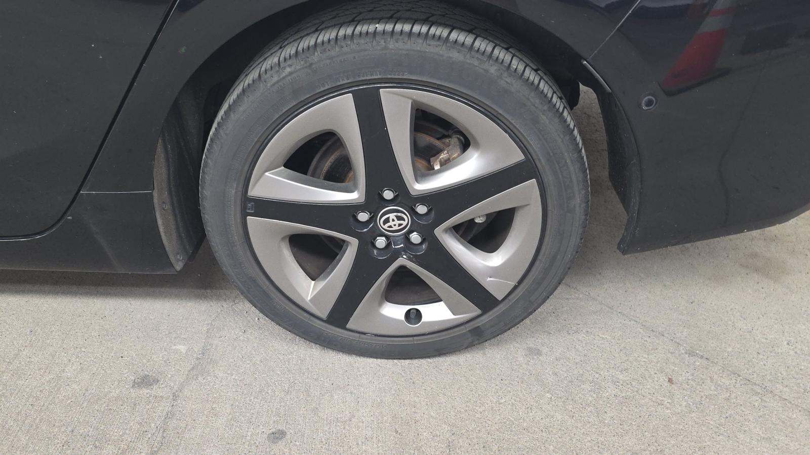2022 Toyota Prius XLE FWD