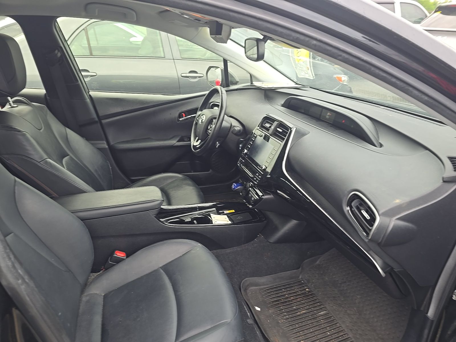 2022 Toyota Prius XLE FWD