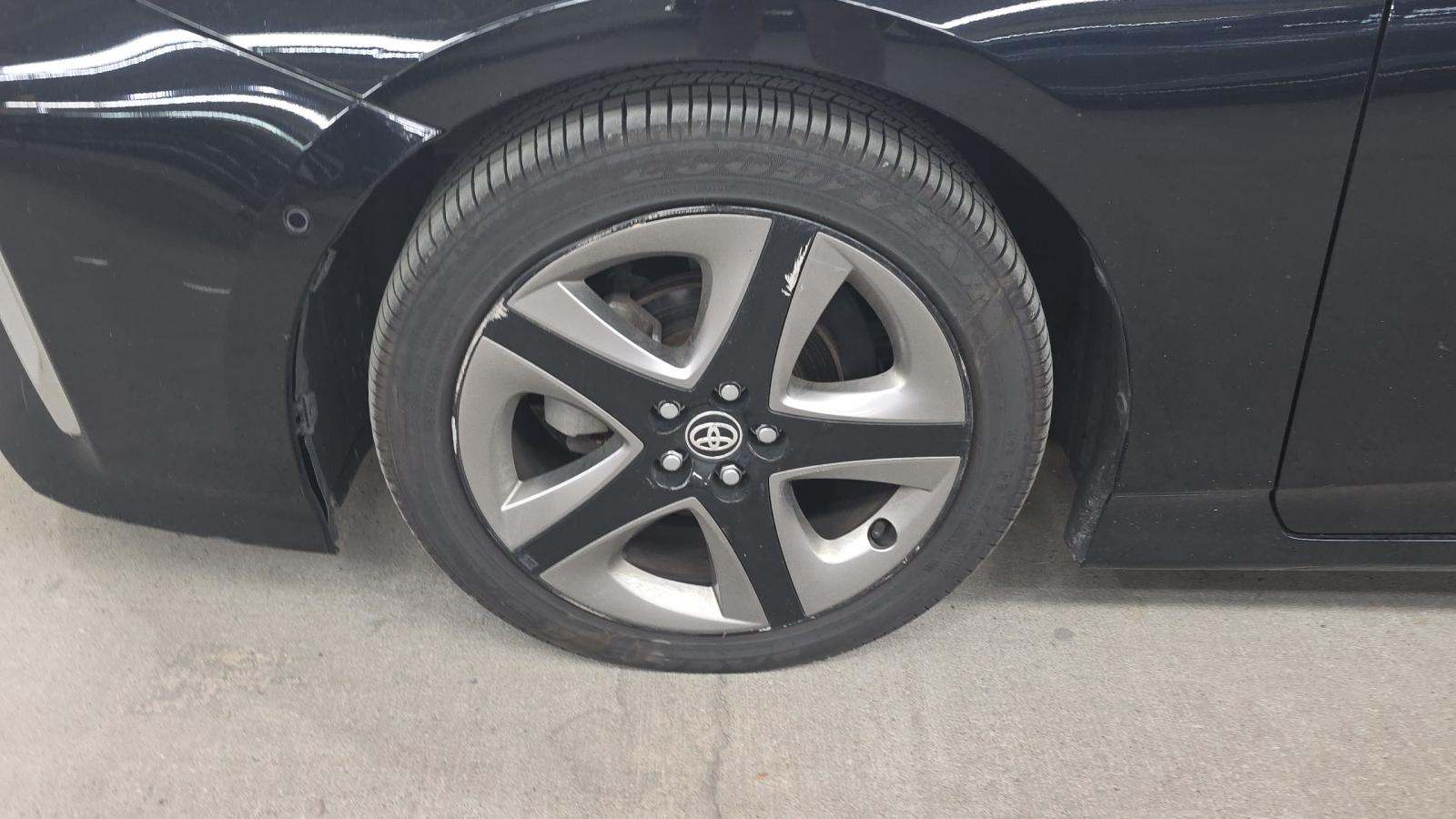 2022 Toyota Prius XLE FWD