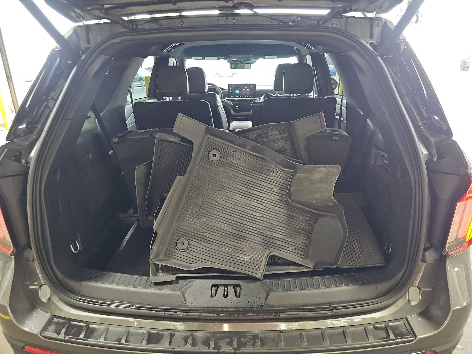2025 Ford Explorer ST AWD