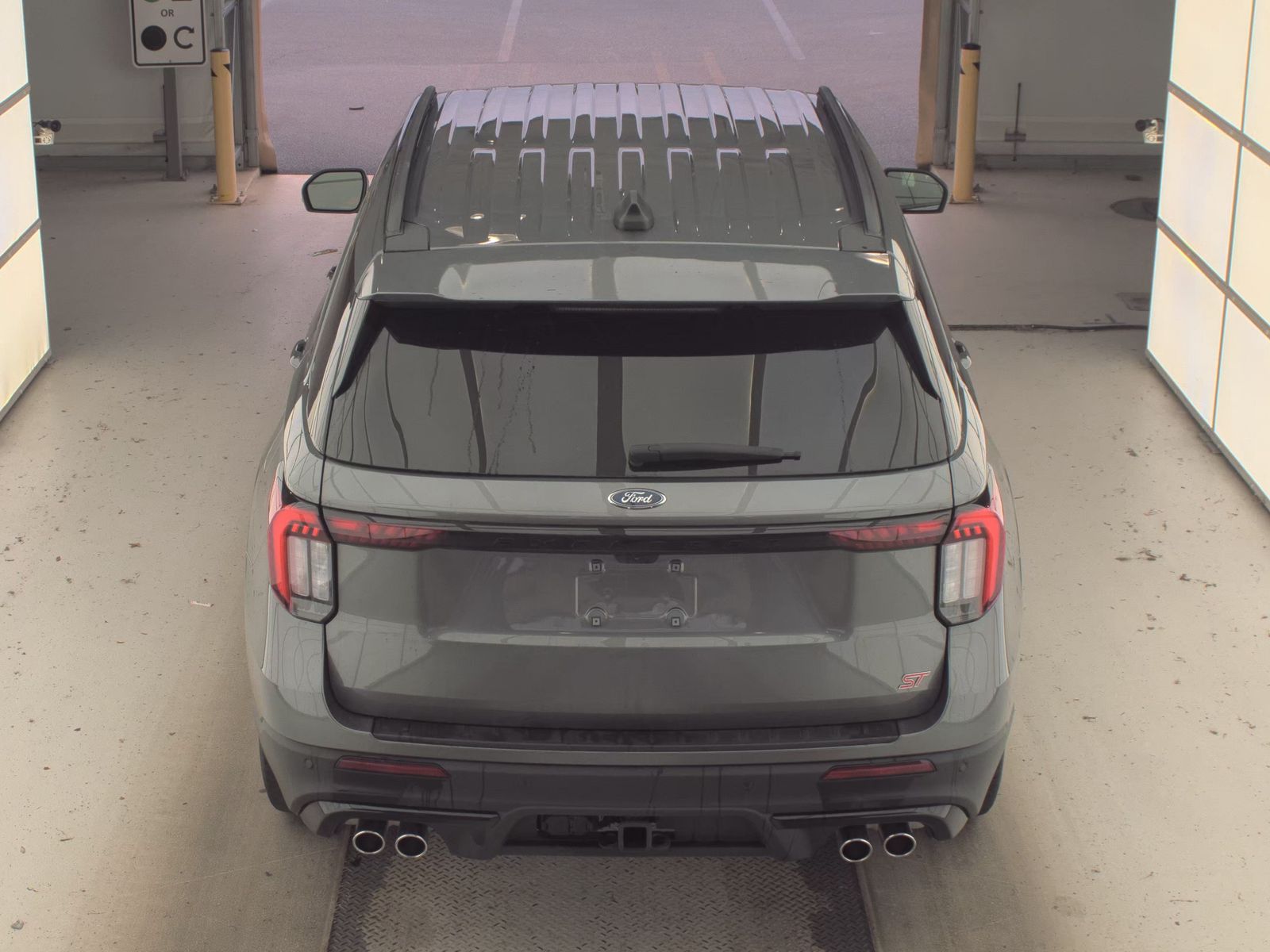 2025 Ford Explorer ST AWD