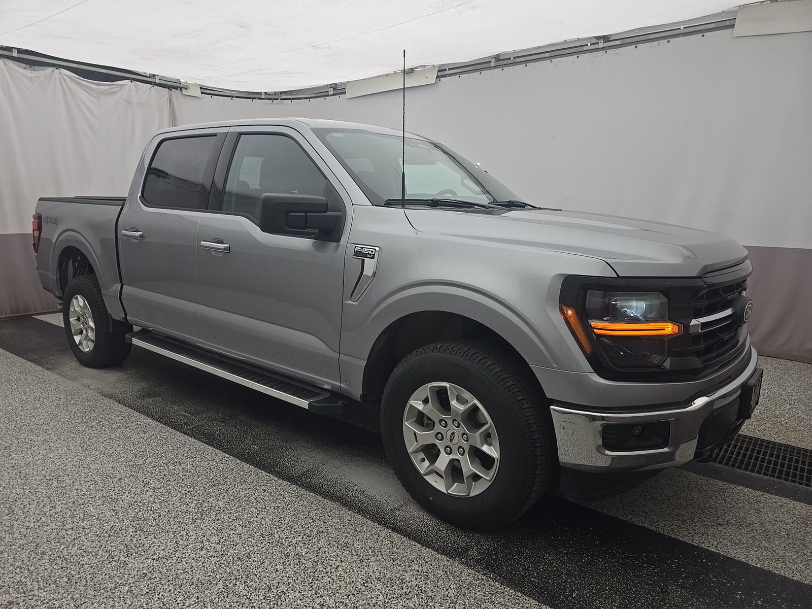 2025 Ford F-150 XLT AWD