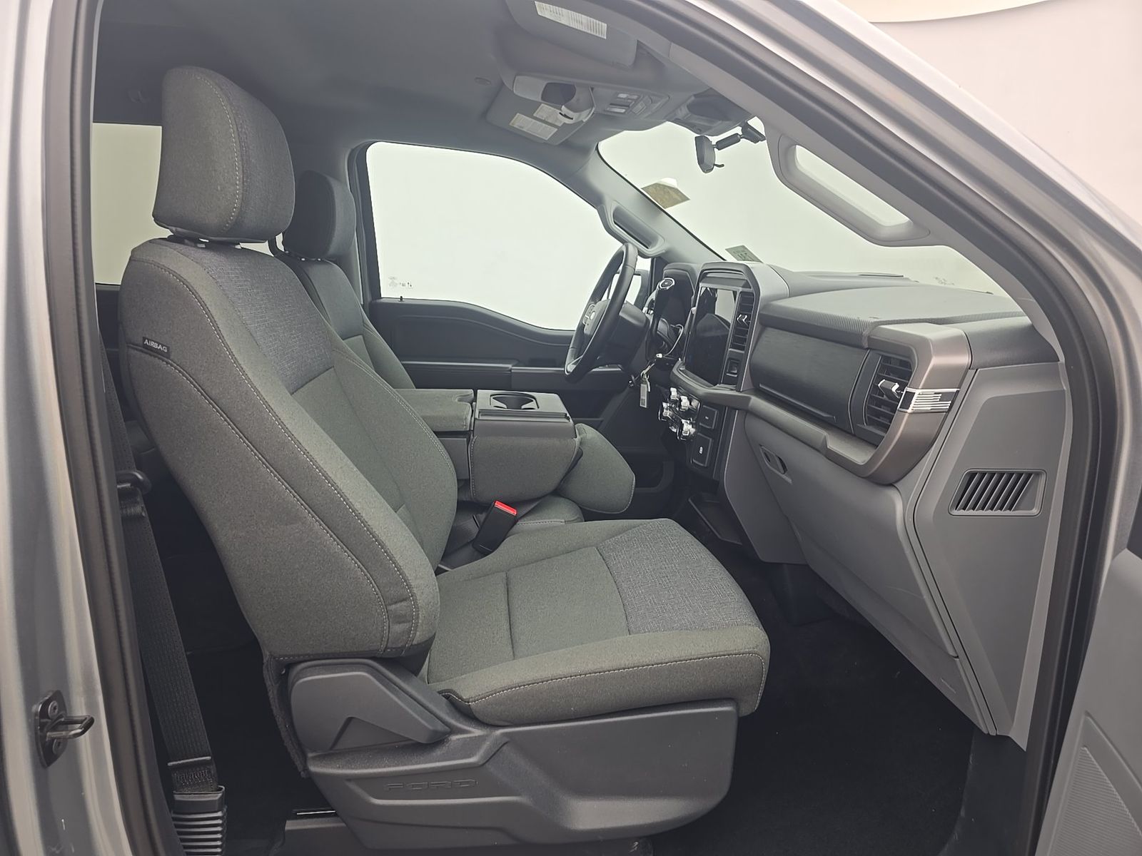 2025 Ford F-150 XLT AWD