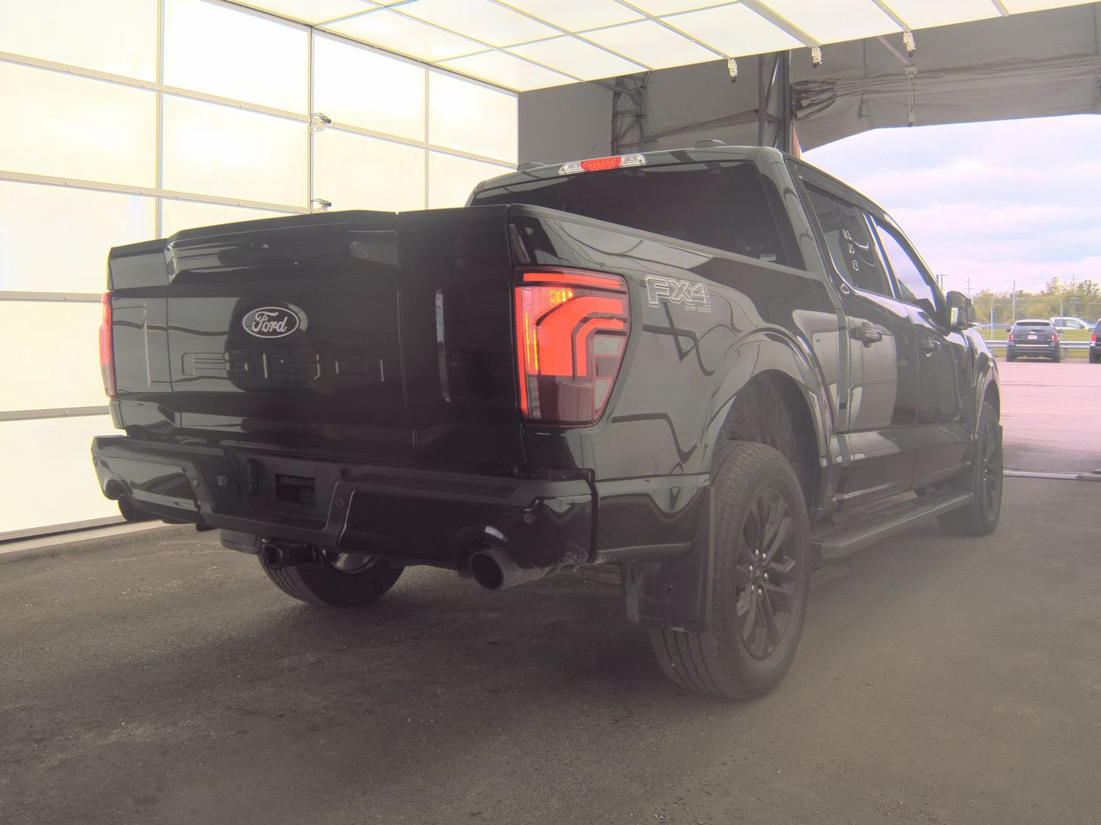 2025 Ford F-150 Lariat AWD