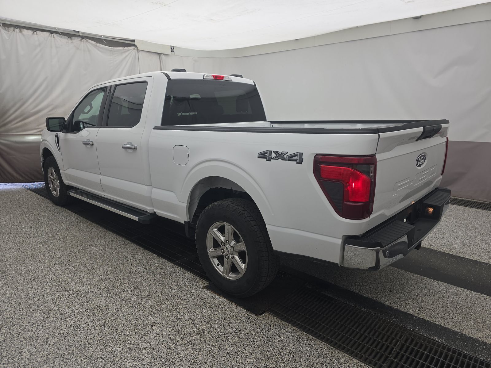 2025 Ford F-150 XLT AWD