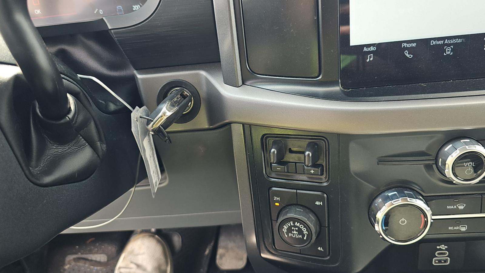 2025 Ford F-150 XLT AWD