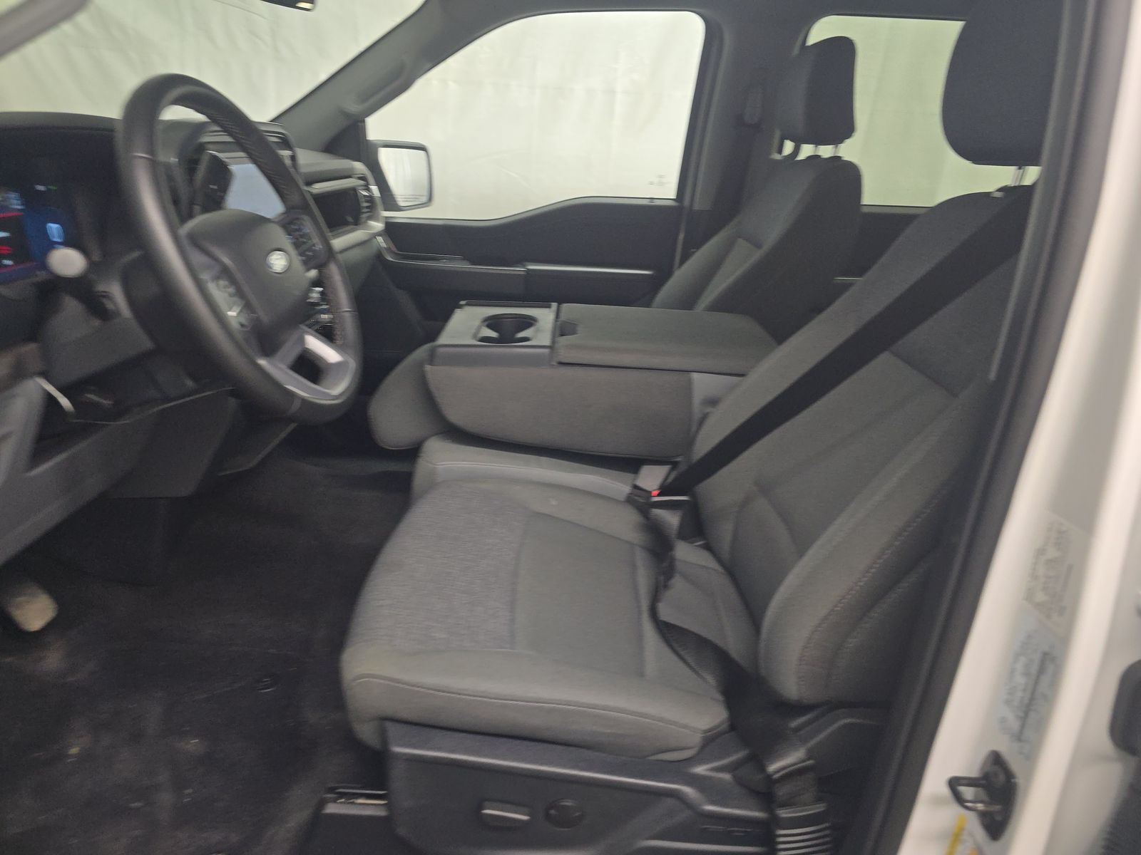 2025 Ford F-150 XLT AWD