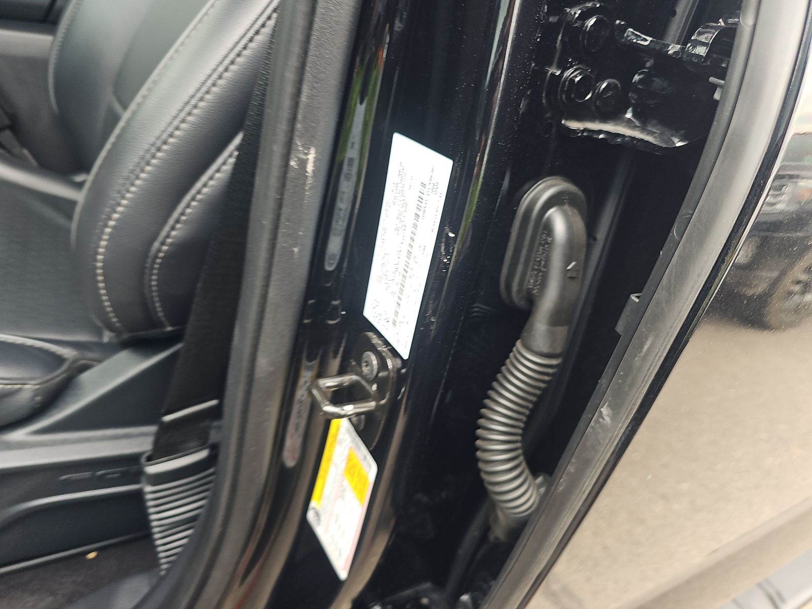 2025 Ford F-150 Lariat AWD