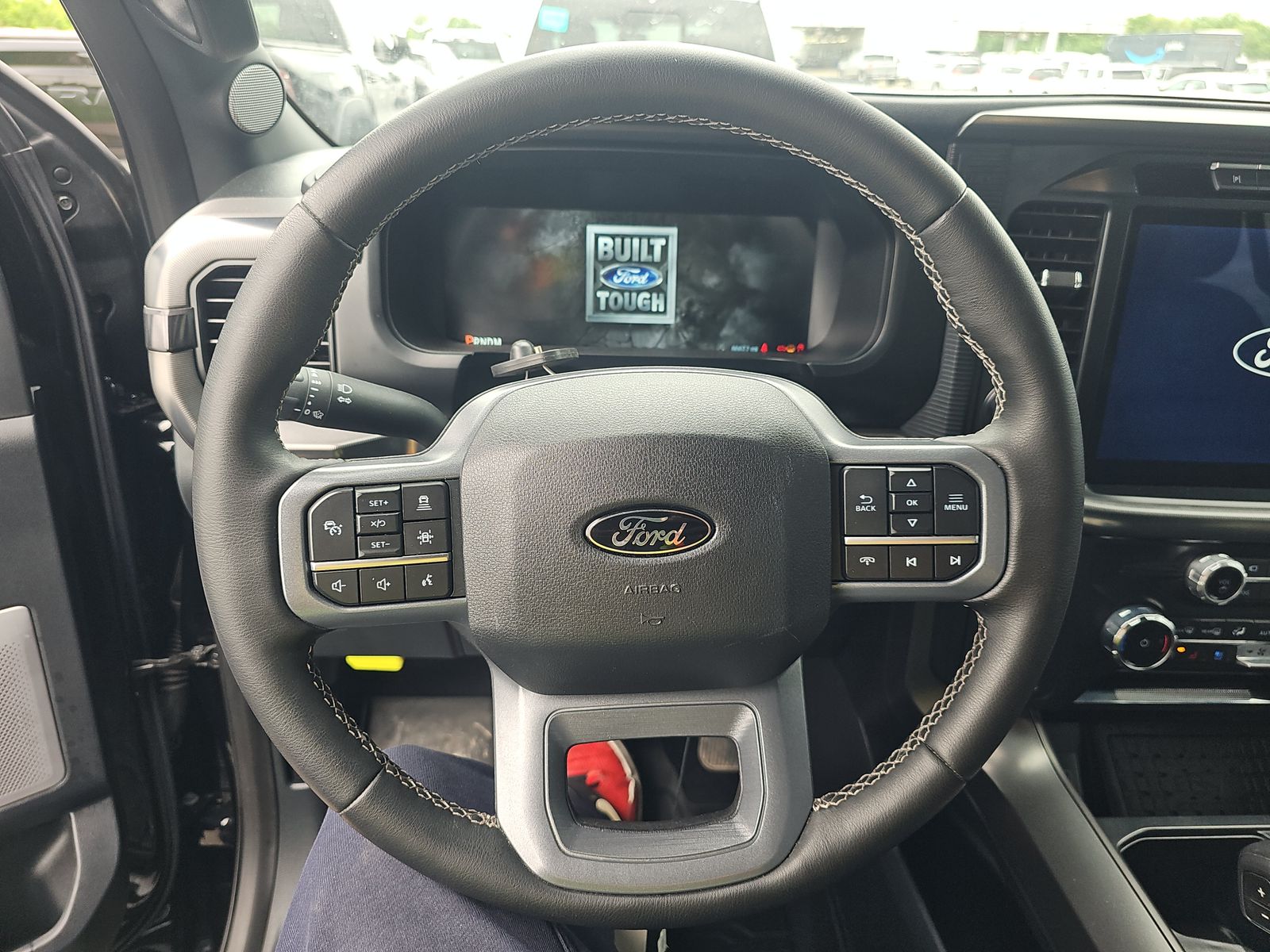 2025 Ford F-150 Lariat AWD