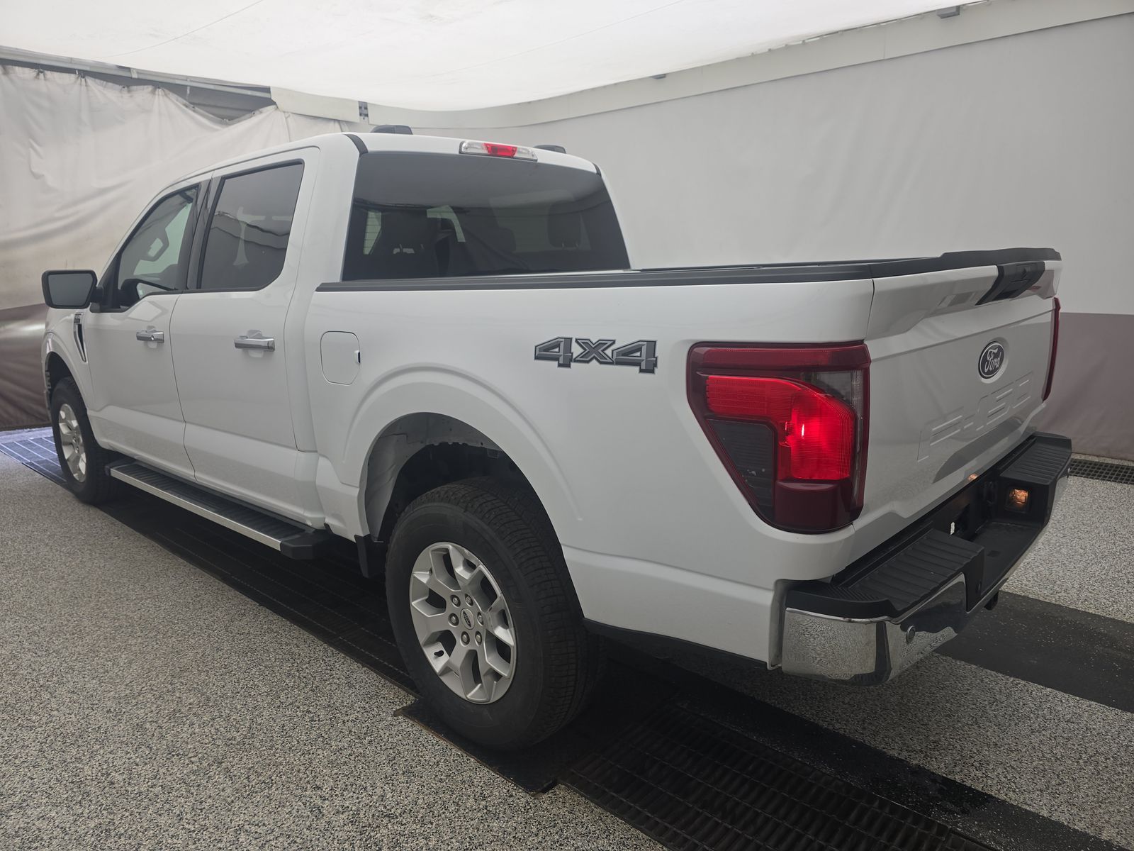 2025 Ford F-150 Hybrid XLT AWD