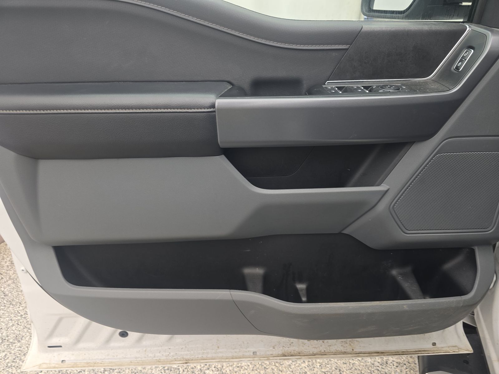 2025 Ford F-150 Hybrid XLT AWD