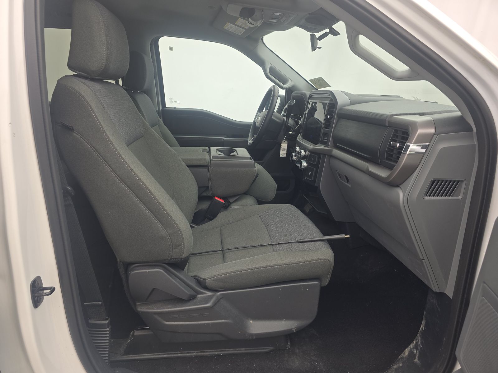 2025 Ford F-150 Hybrid XLT AWD