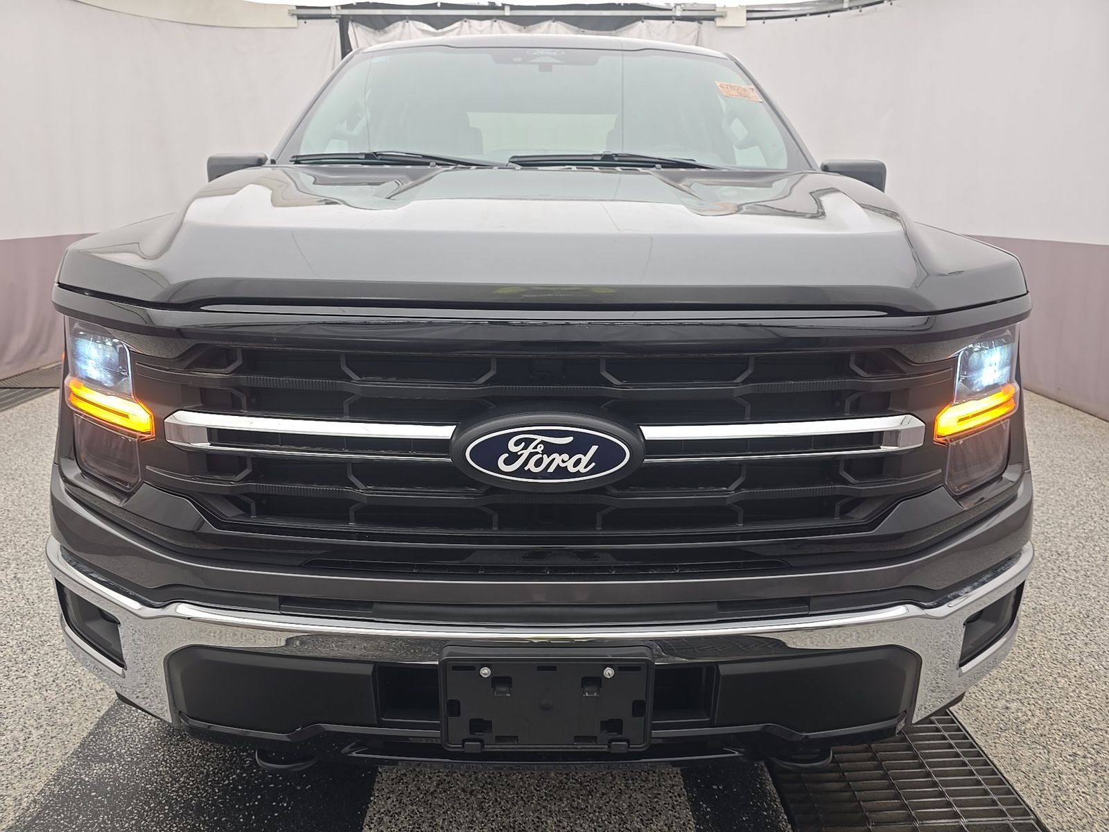 2025 Ford F-150 XLT AWD