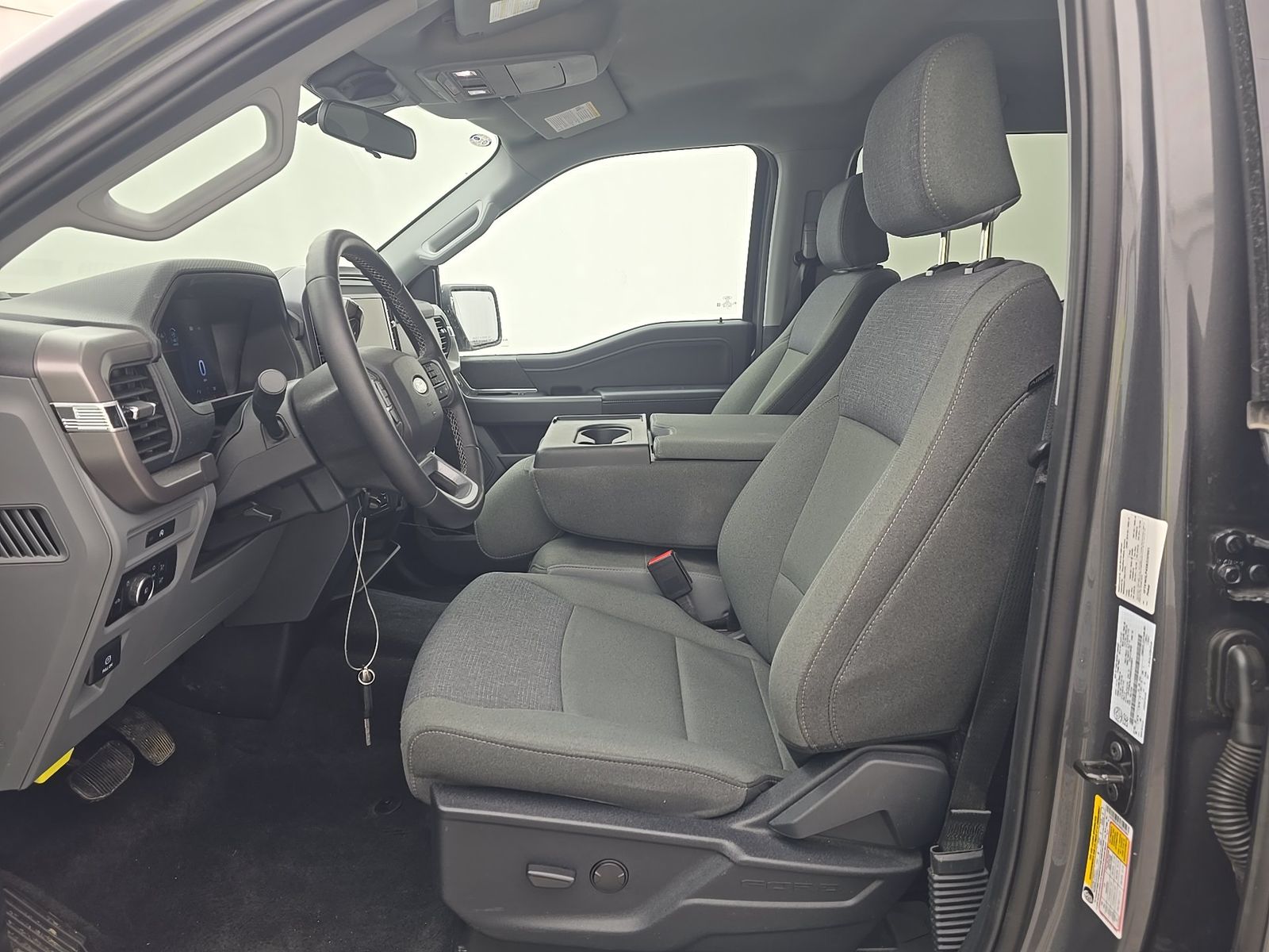 2025 Ford F-150 XLT AWD