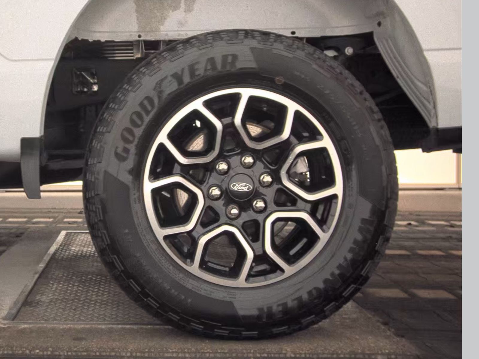 2022 Ford F-150 XLT AWD