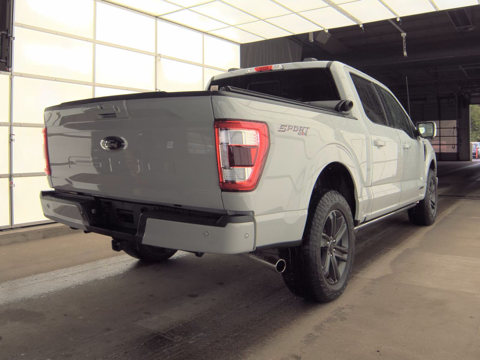 2023 Ford F-150 Hybrid Lariat AWD