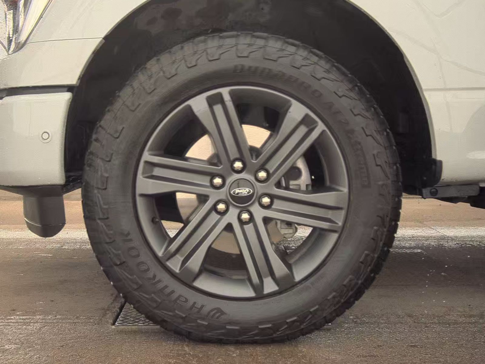 2023 Ford F-150 Hybrid Lariat AWD