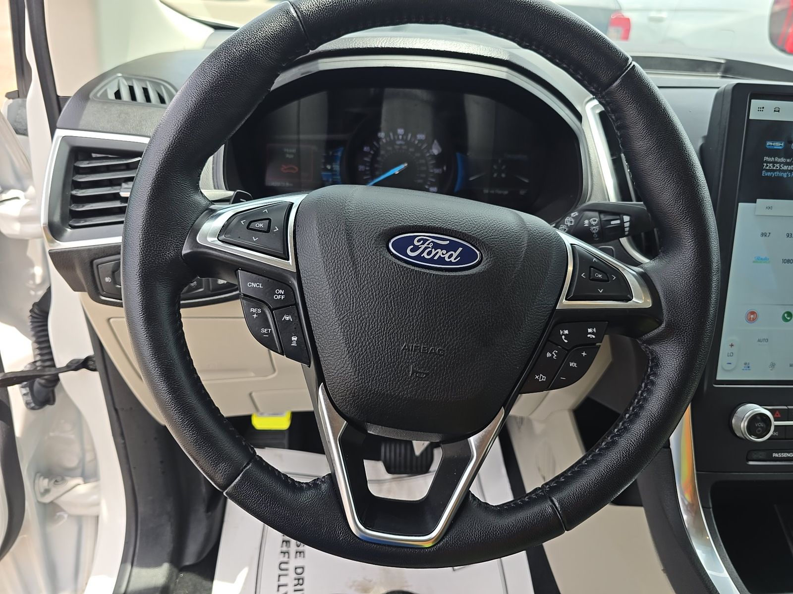 2022 Ford Edge Titanium AWD