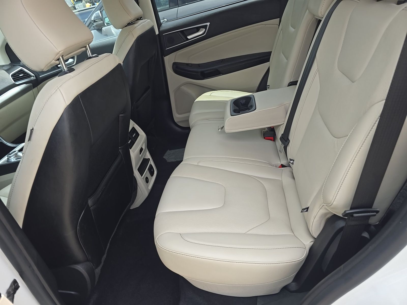 2022 Ford Edge Titanium AWD