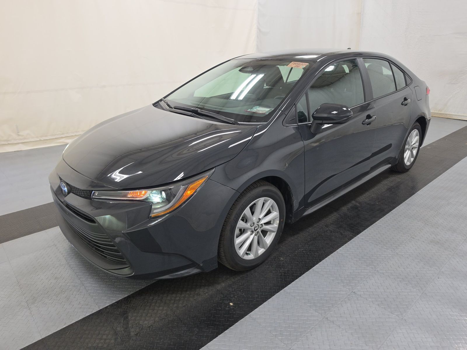 2026 Toyota Corolla LE FWD