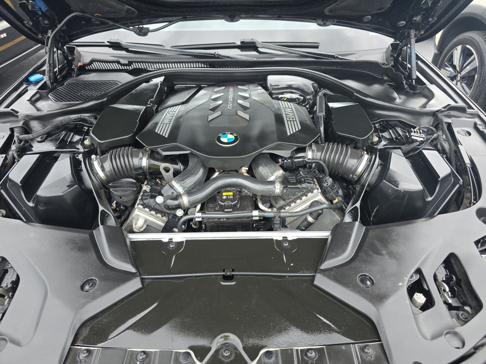 2022 BMW 5 Series M550i xDrive AWD