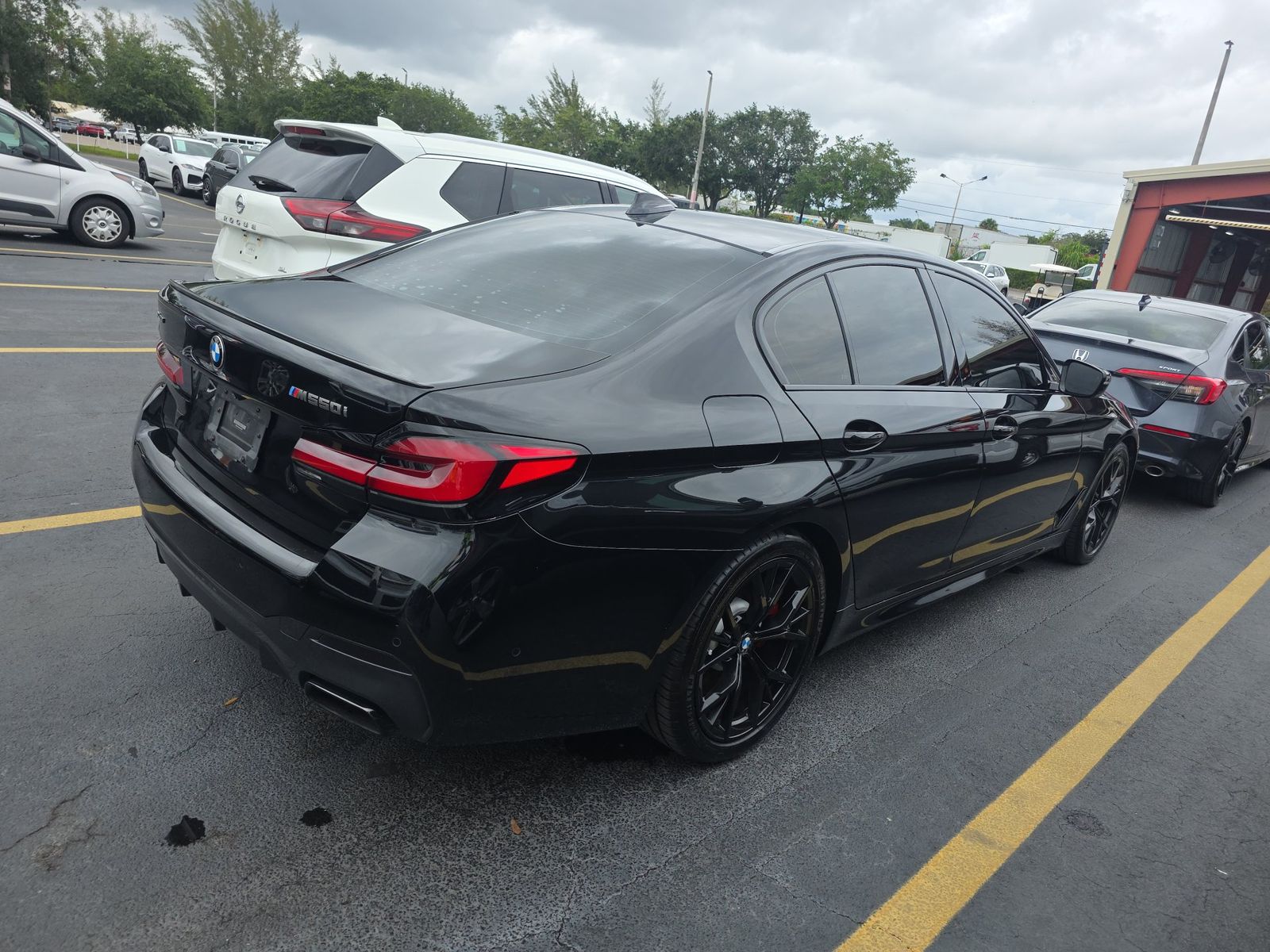 2022 BMW 5 Series M550i xDrive AWD