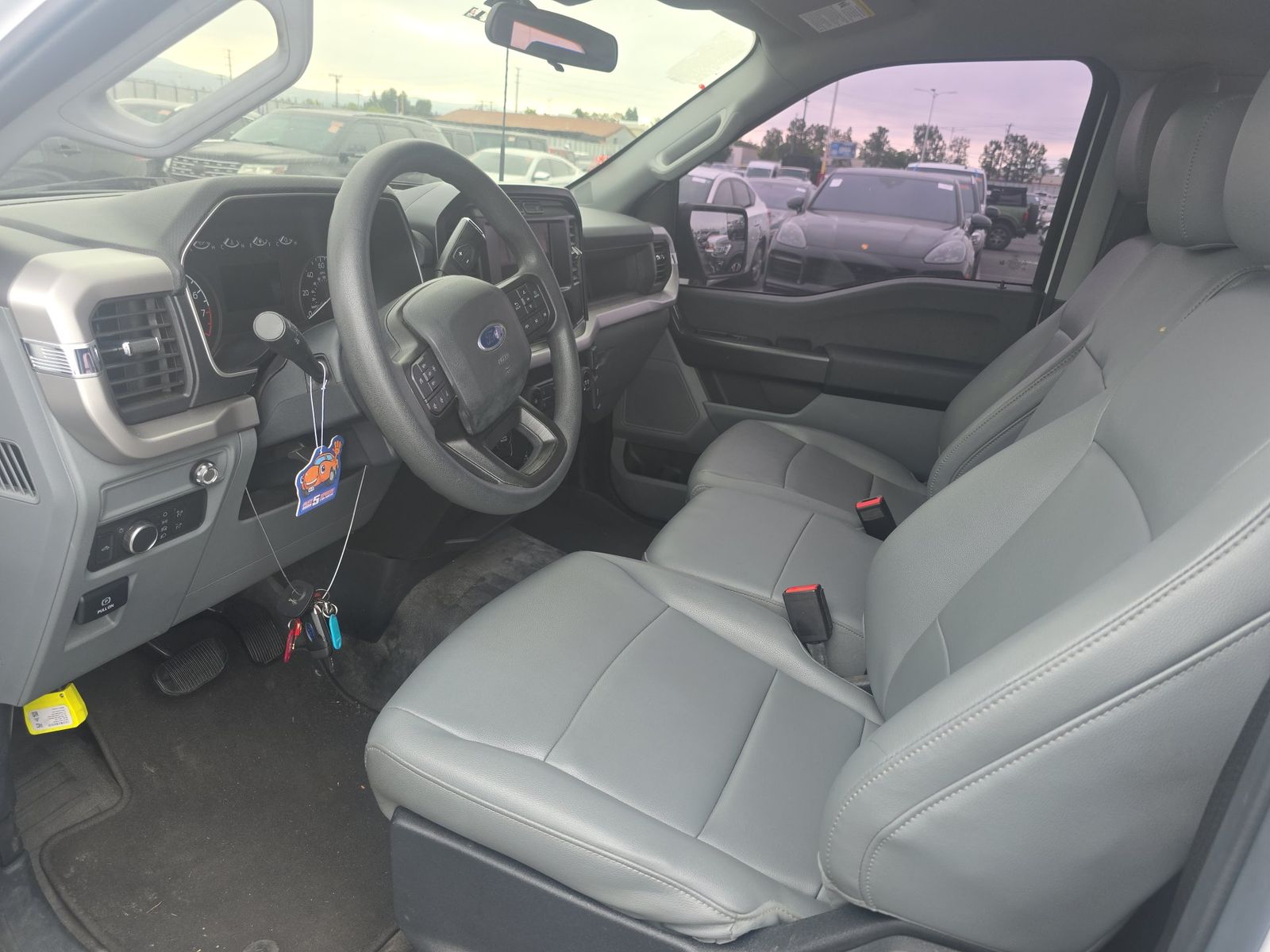 2022 Ford F-150 XL RWD