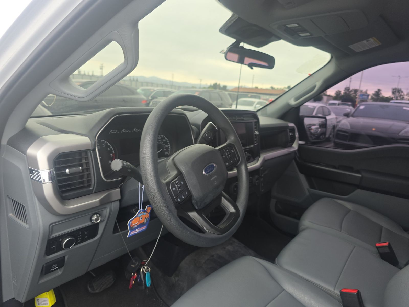2022 Ford F-150 XL RWD