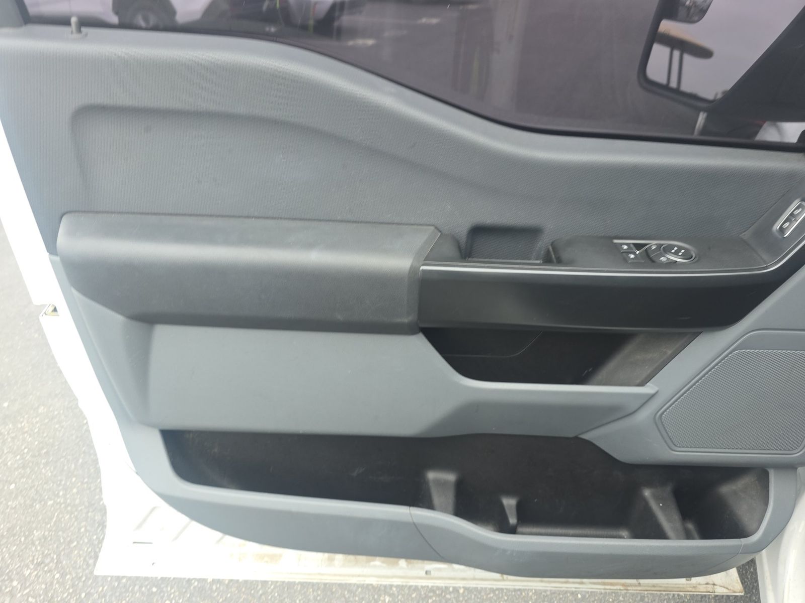 2022 Ford F-150 XL RWD