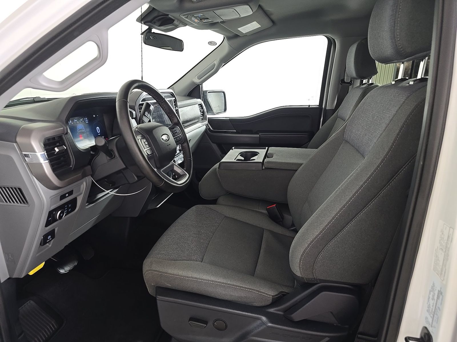 2025 Ford F-150 XLT AWD