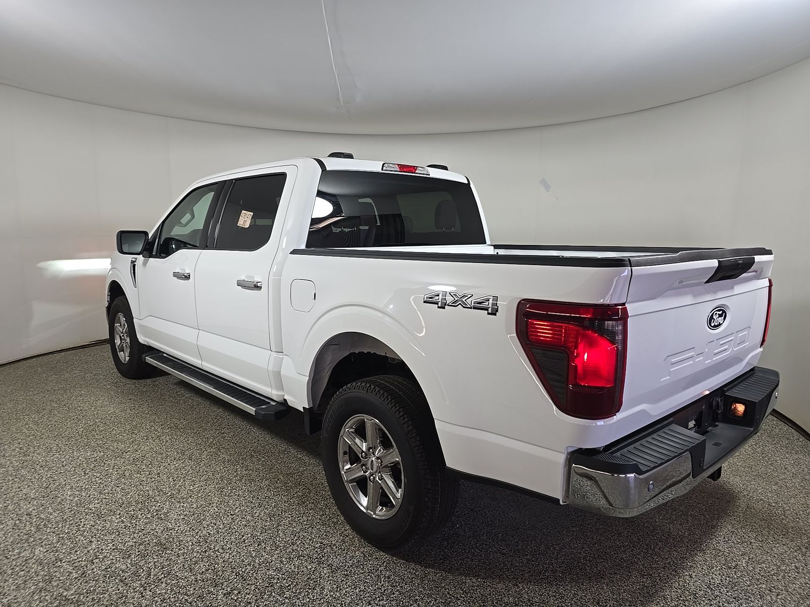 2025 Ford F-150 XLT AWD