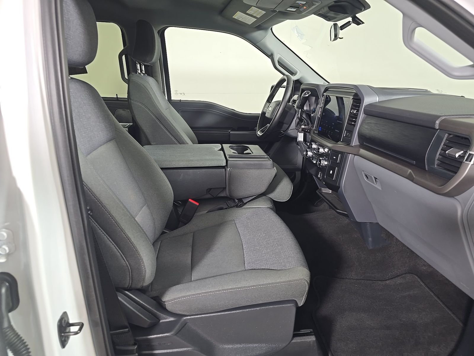 2025 Ford F-150 XLT AWD