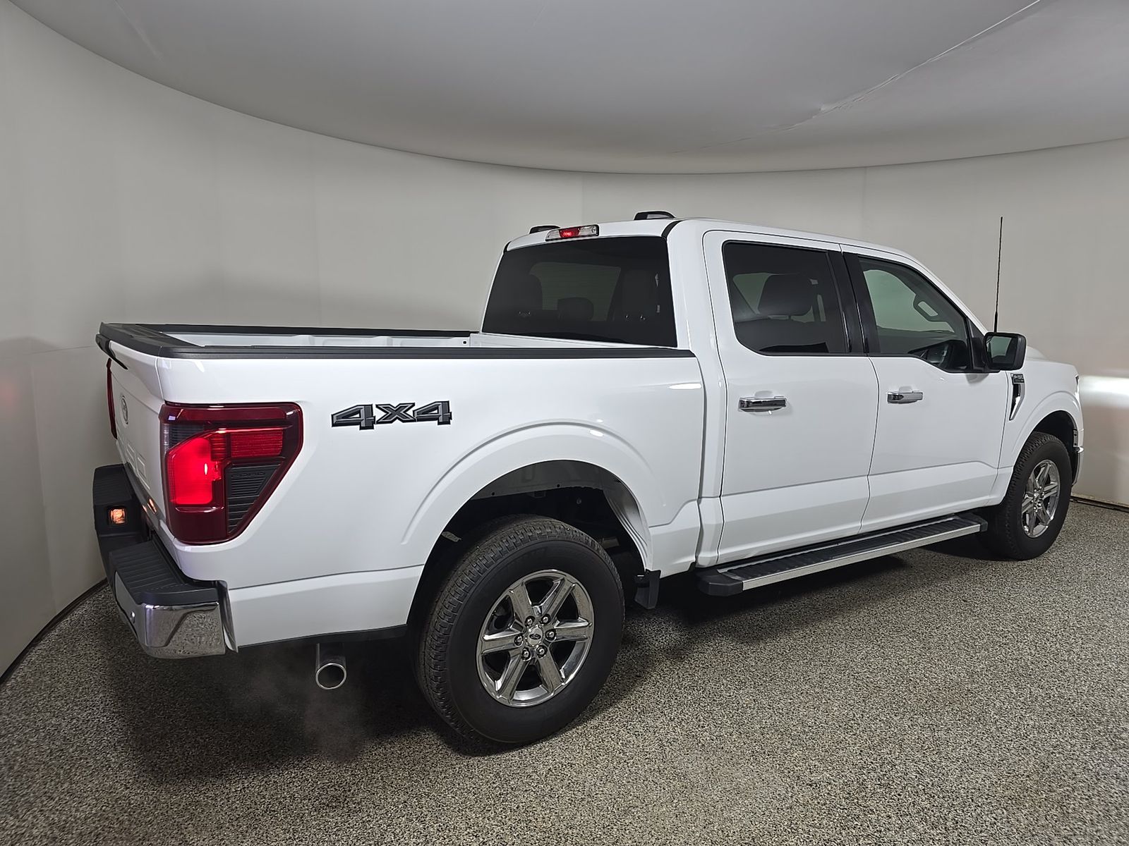 2025 Ford F-150 XLT AWD