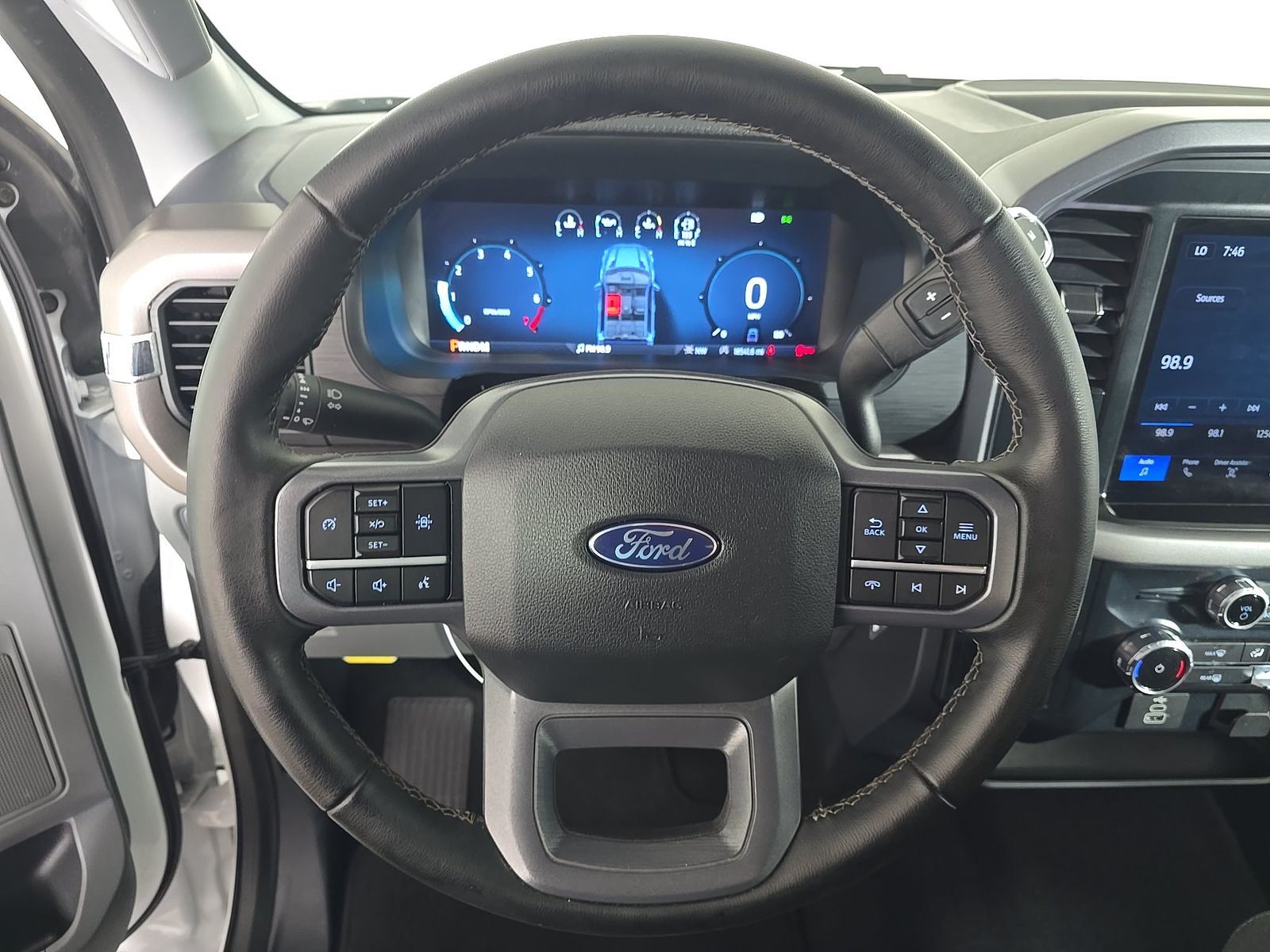 2025 Ford F-150 XLT AWD
