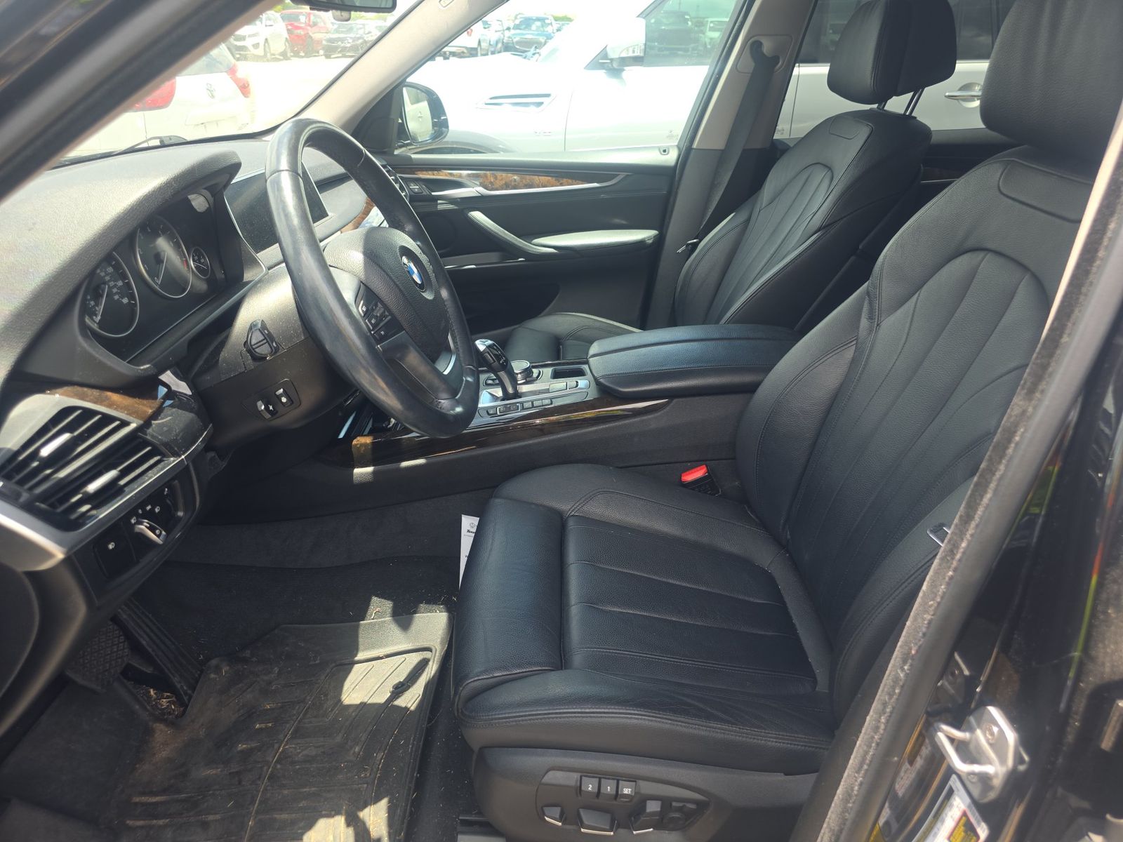 2015 BMW X5 xDrive50i AWD