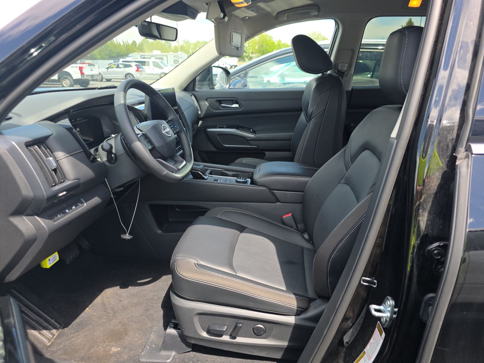 2026 Nissan Pathfinder SL AWD