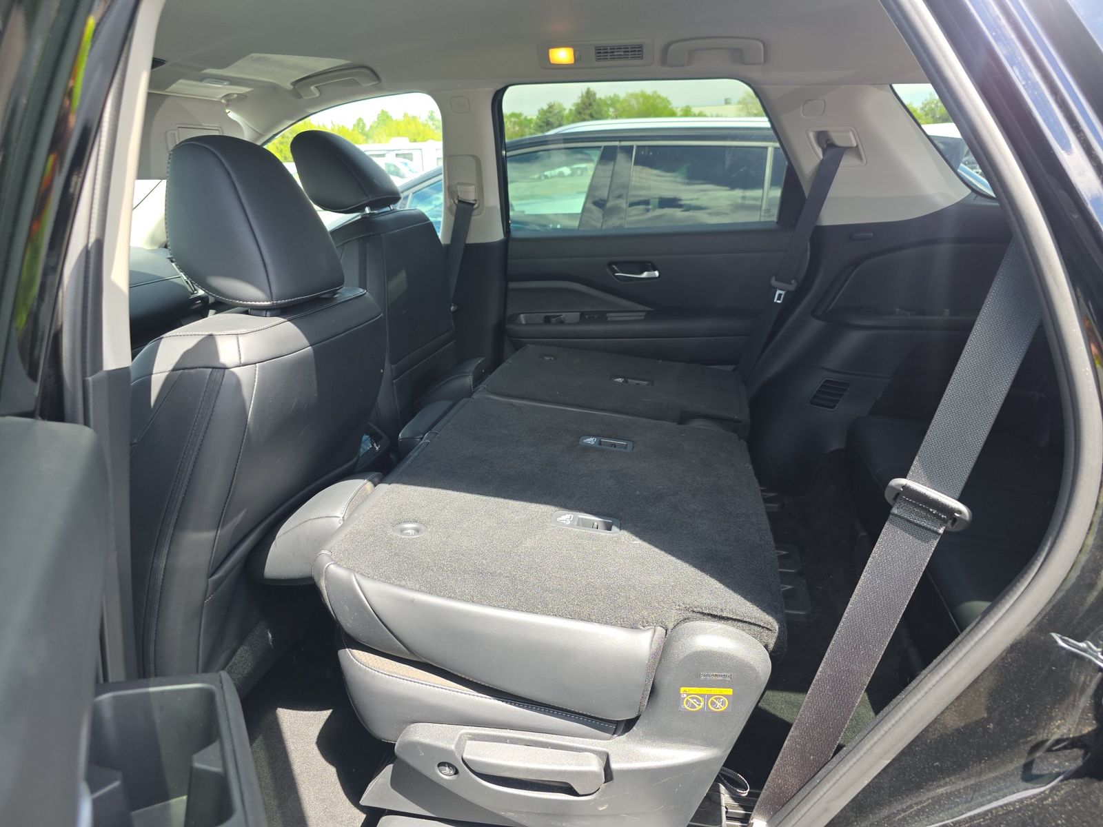 2026 Nissan Pathfinder SL AWD