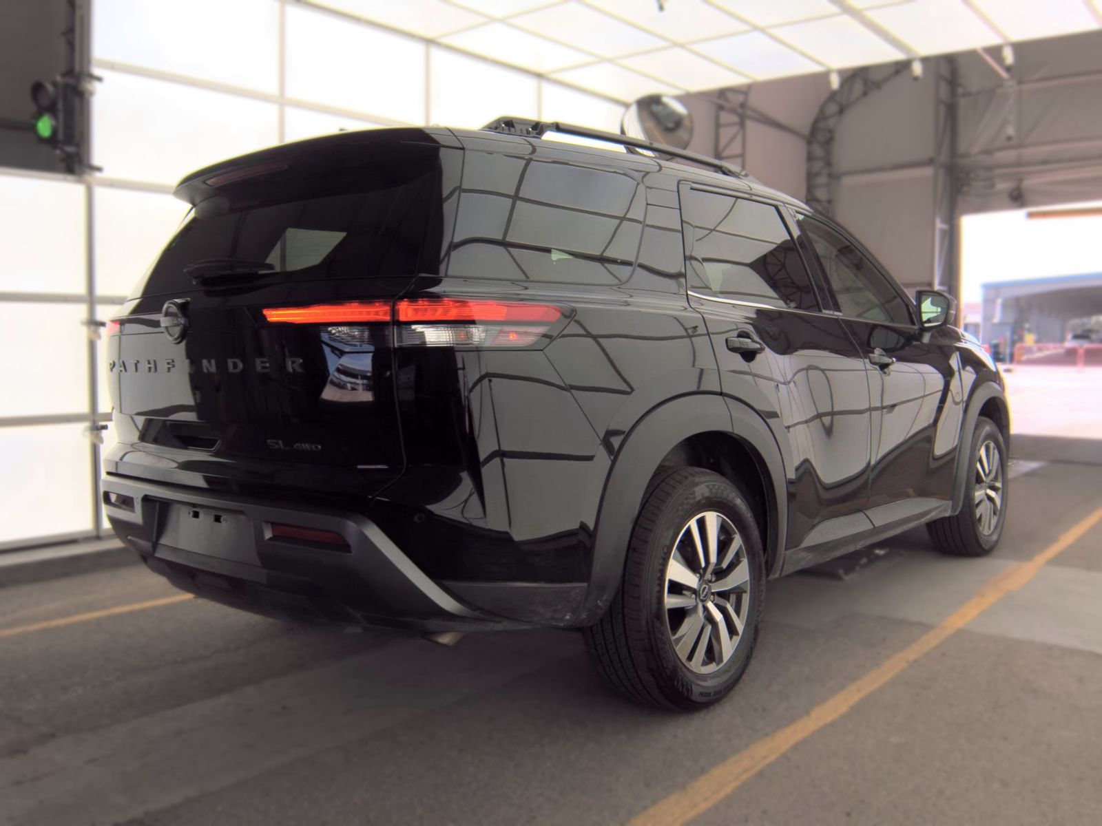 2026 Nissan Pathfinder SL AWD