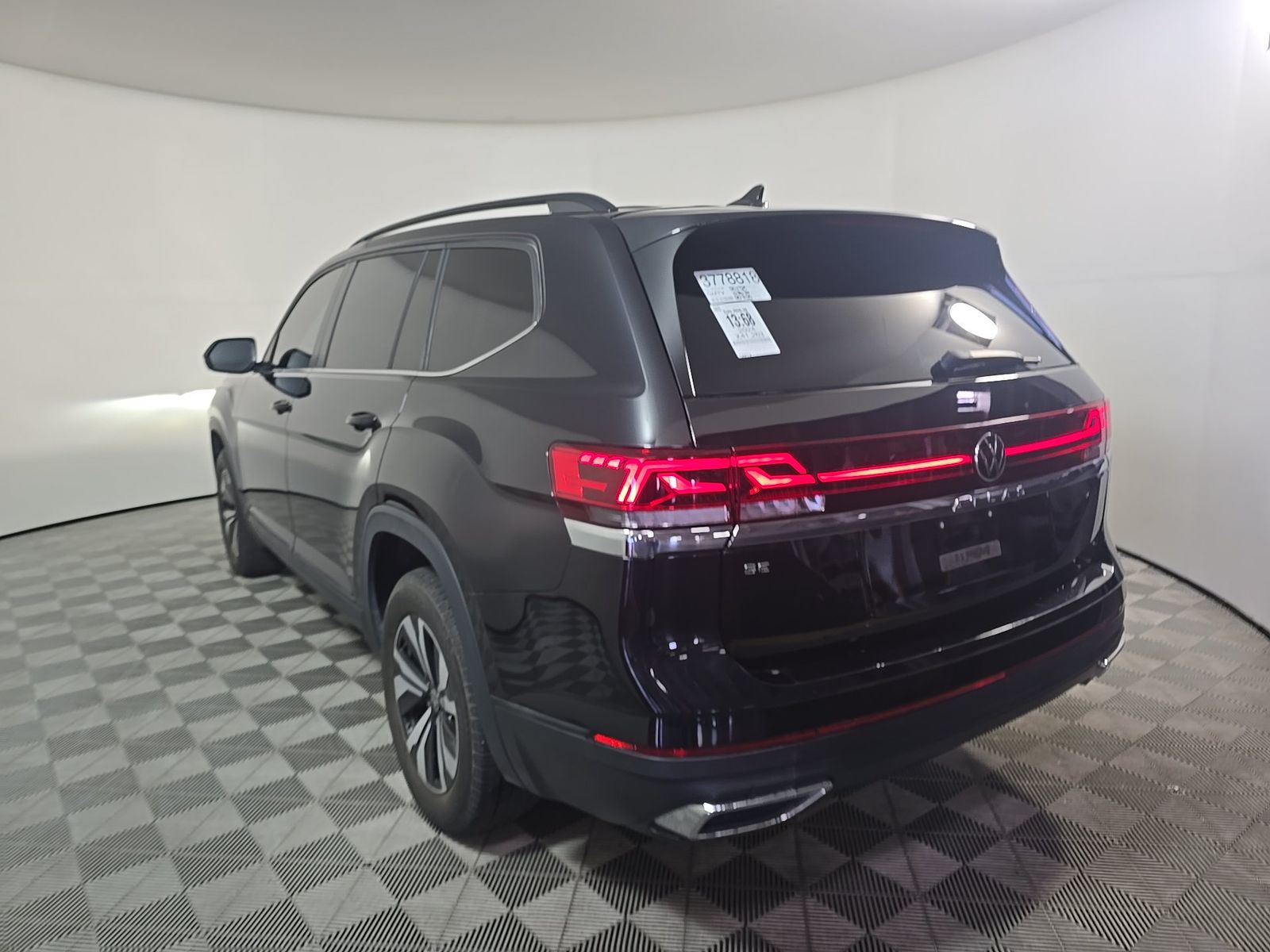 2024 Volkswagen Atlas 2.0T SE FWD