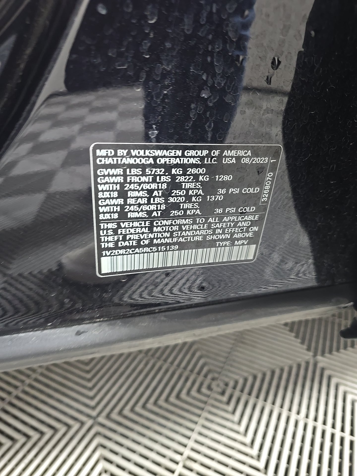 2024 Volkswagen Atlas 2.0T SE FWD