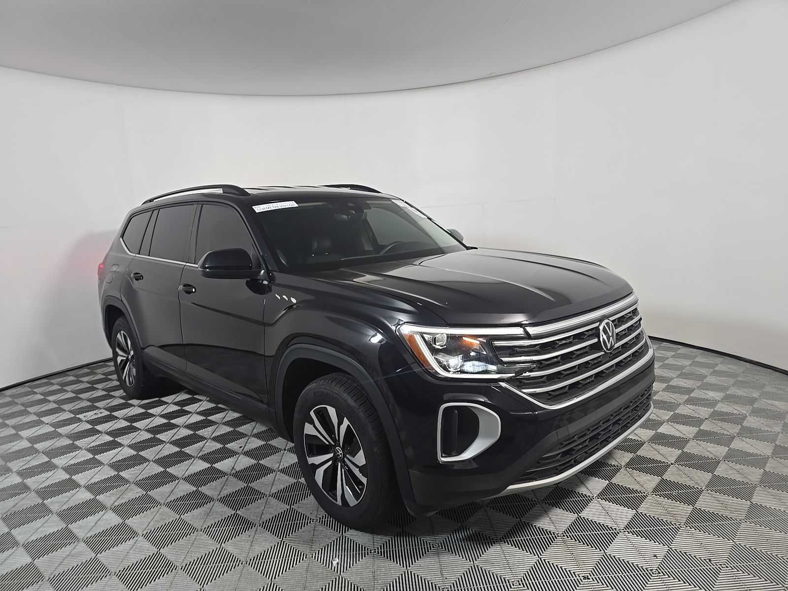 2024 Volkswagen Atlas 2.0T SE FWD